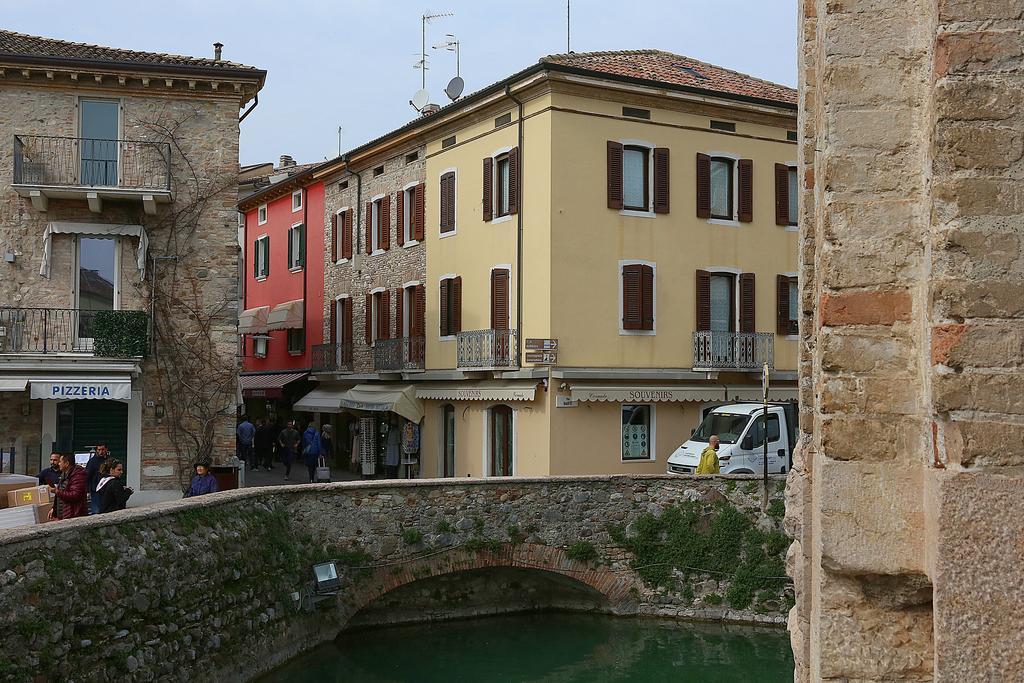 Aurora Sirmione Appartamenti Екстер'єр фото