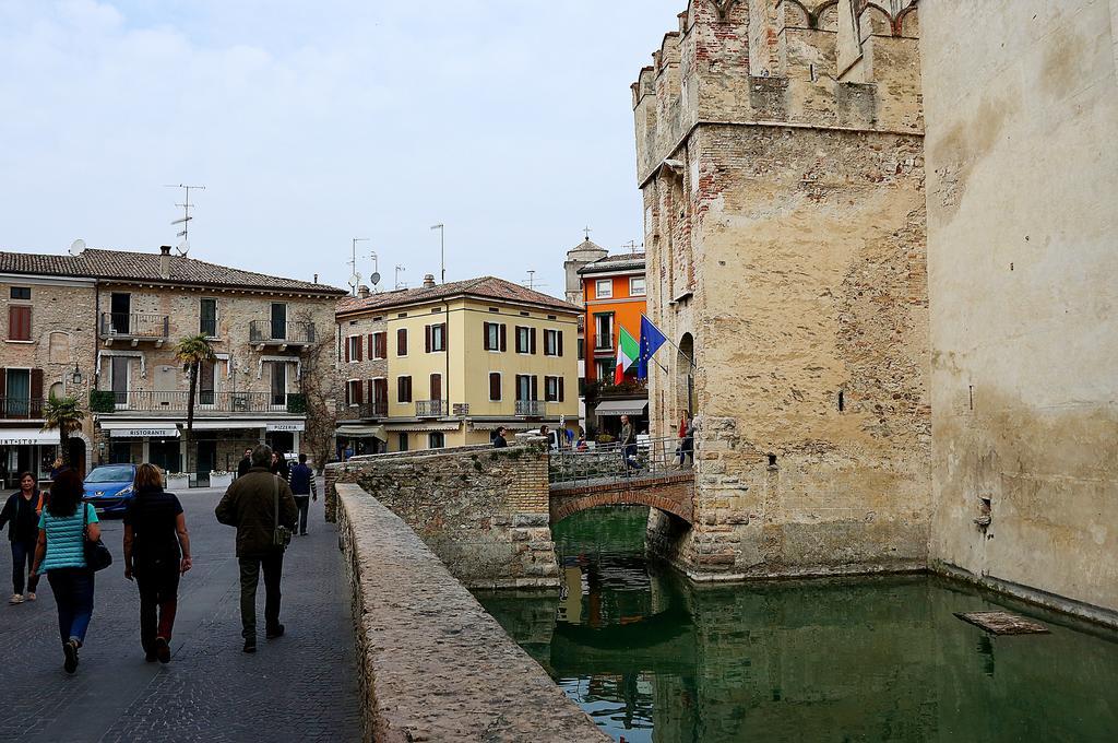 Aurora Sirmione Appartamenti Екстер'єр фото